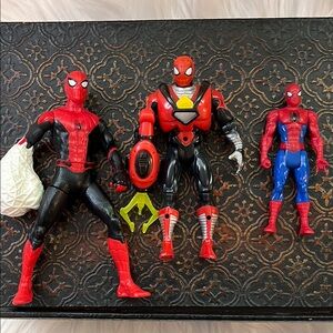 Red and Black Action Figures Playset (3 figures)